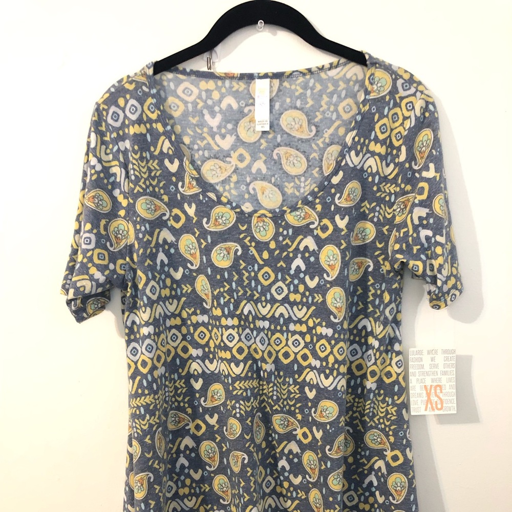Lularoe XS Perfect T